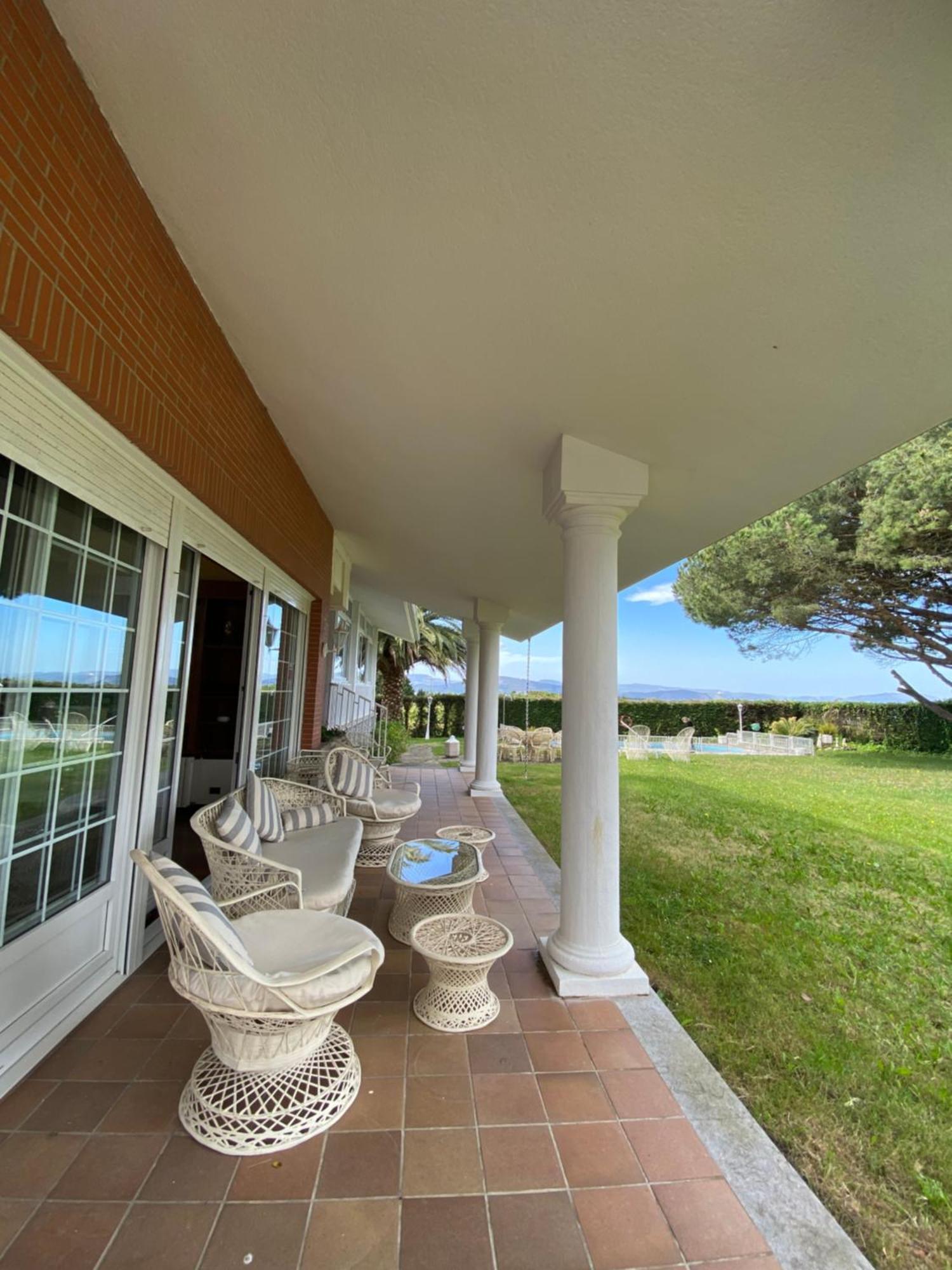 El Tejado De Santa Ana Guest House Barrika Luaran gambar